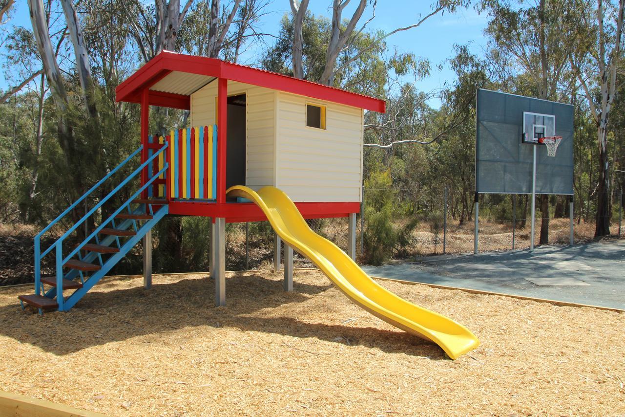 Big4 Moama Holiday Park Екстер'єр фото